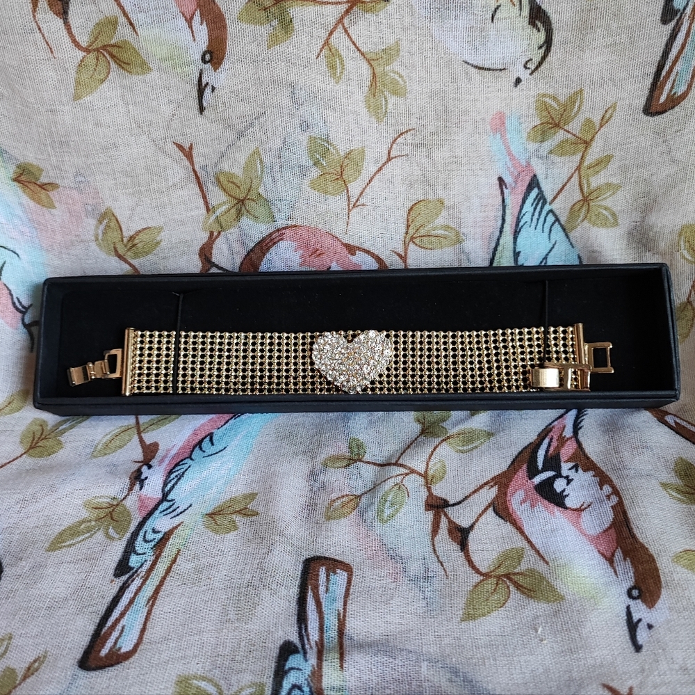 Gold Tone Vintage Ball Mesh Clear Crystal Heart Bracelet Extra Link NIB NWT - Picture 7 of 14